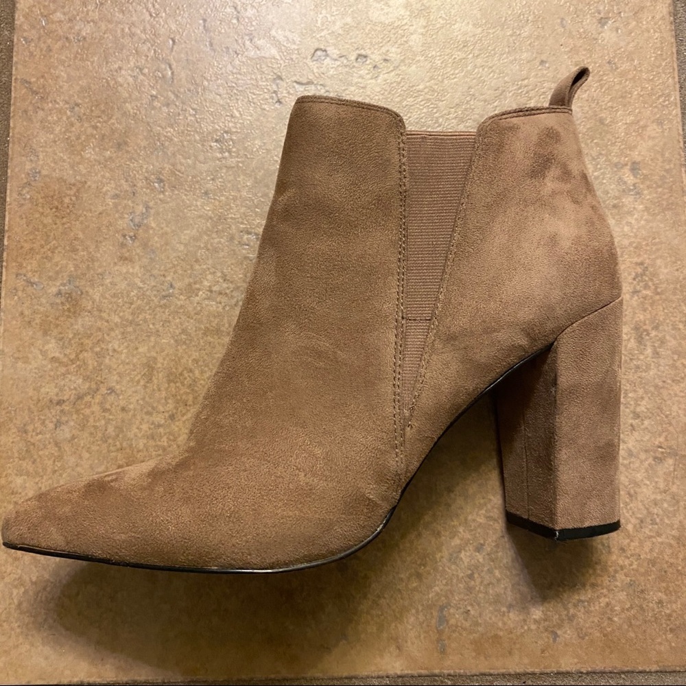 BCBGMAXAZRIA Pointed Toe Suede Booties